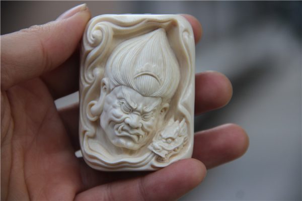 金亮大师猛犸象牙蓝皮不动明王挂牌