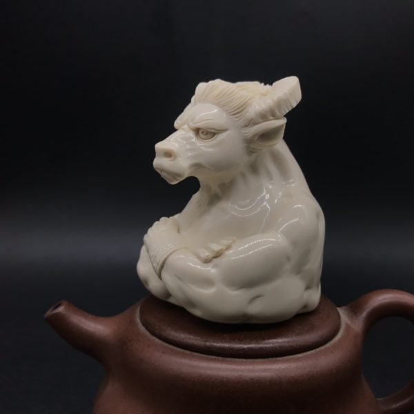 猛犸象牙牛头人身摆件 - 图片 2