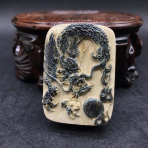 猛犸象牙蓝皮巧雕龙马精神牌子