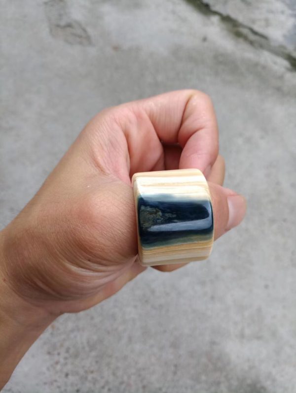 猛犸象牙极品蓝眼睛扳指蓝皮扳指