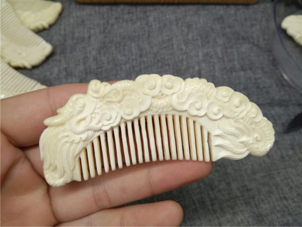 猛犸象牙梳子猛犸象牙雕刻龙梳子31g