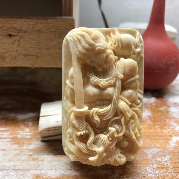 王金亮大师猛犸象牙最新牌子至尊宝观音不动明王 - 图片 3
