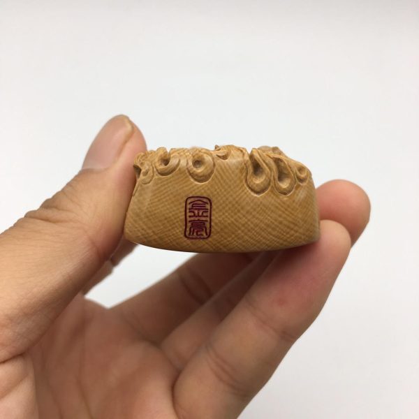 金亮大师猛犸象牙冰咖材料雕刻不动明王牌子挂件 - 图片 2
