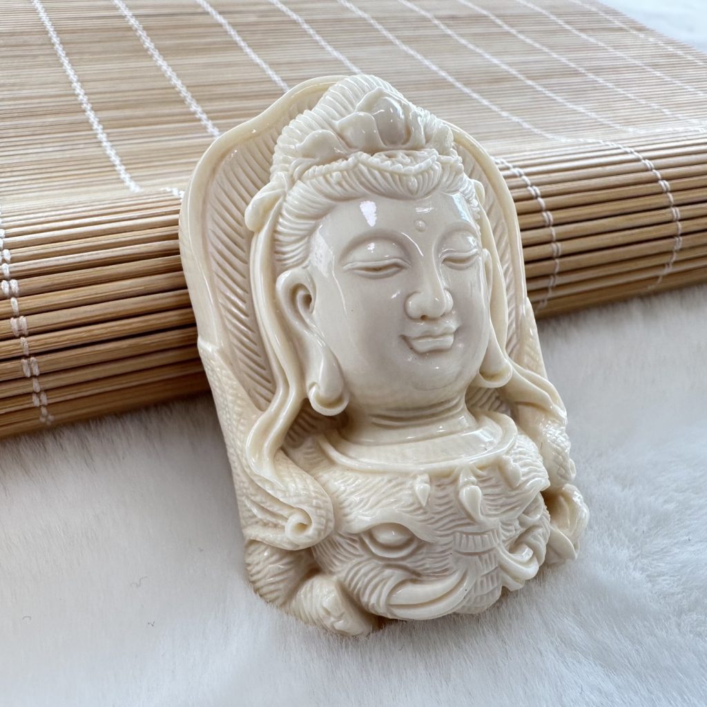 猛犸象牙普贤菩萨吊坠——金亮大师匠心之作