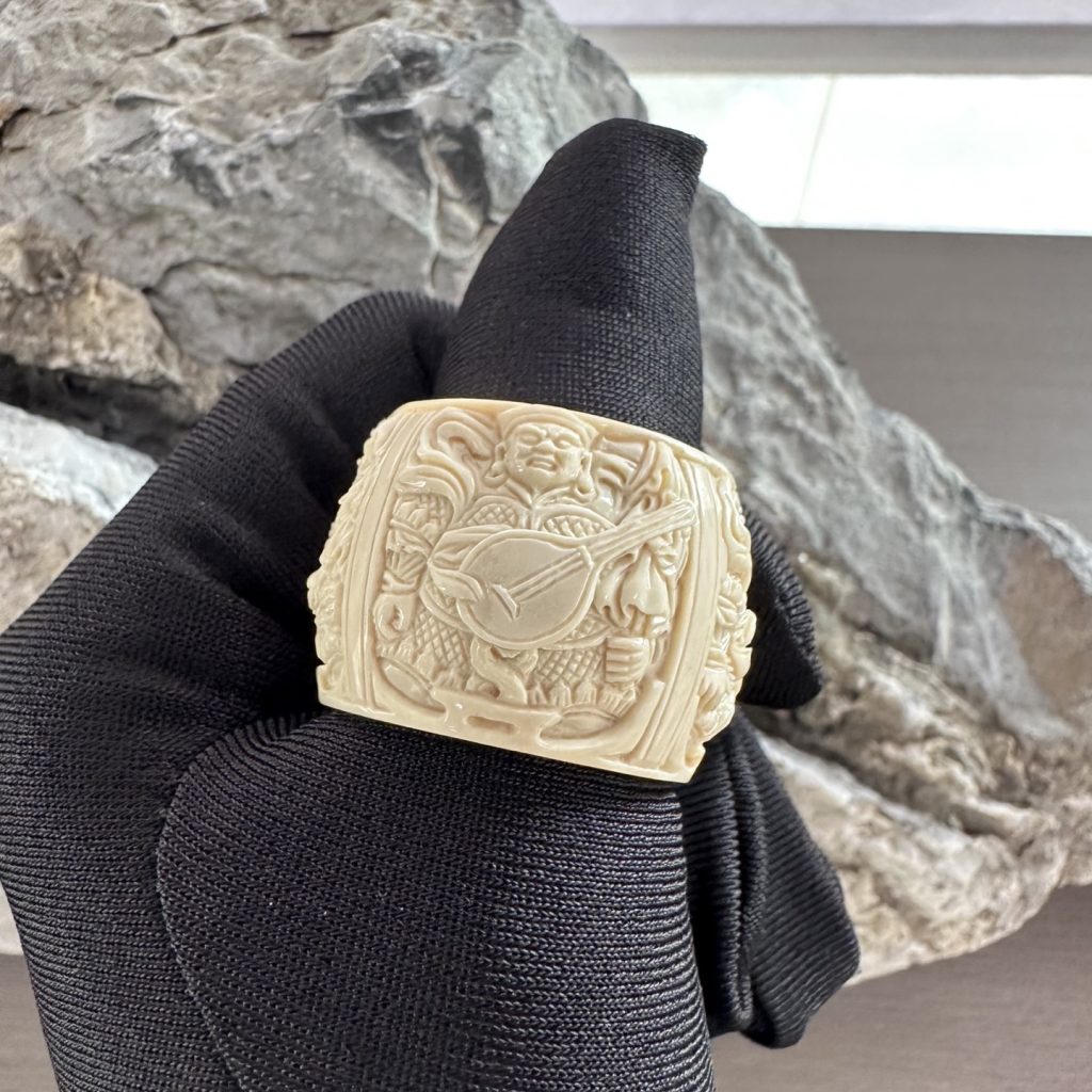 猛犸象牙四大金刚扳指——刚劲庄严,护佑平安的艺术珍品