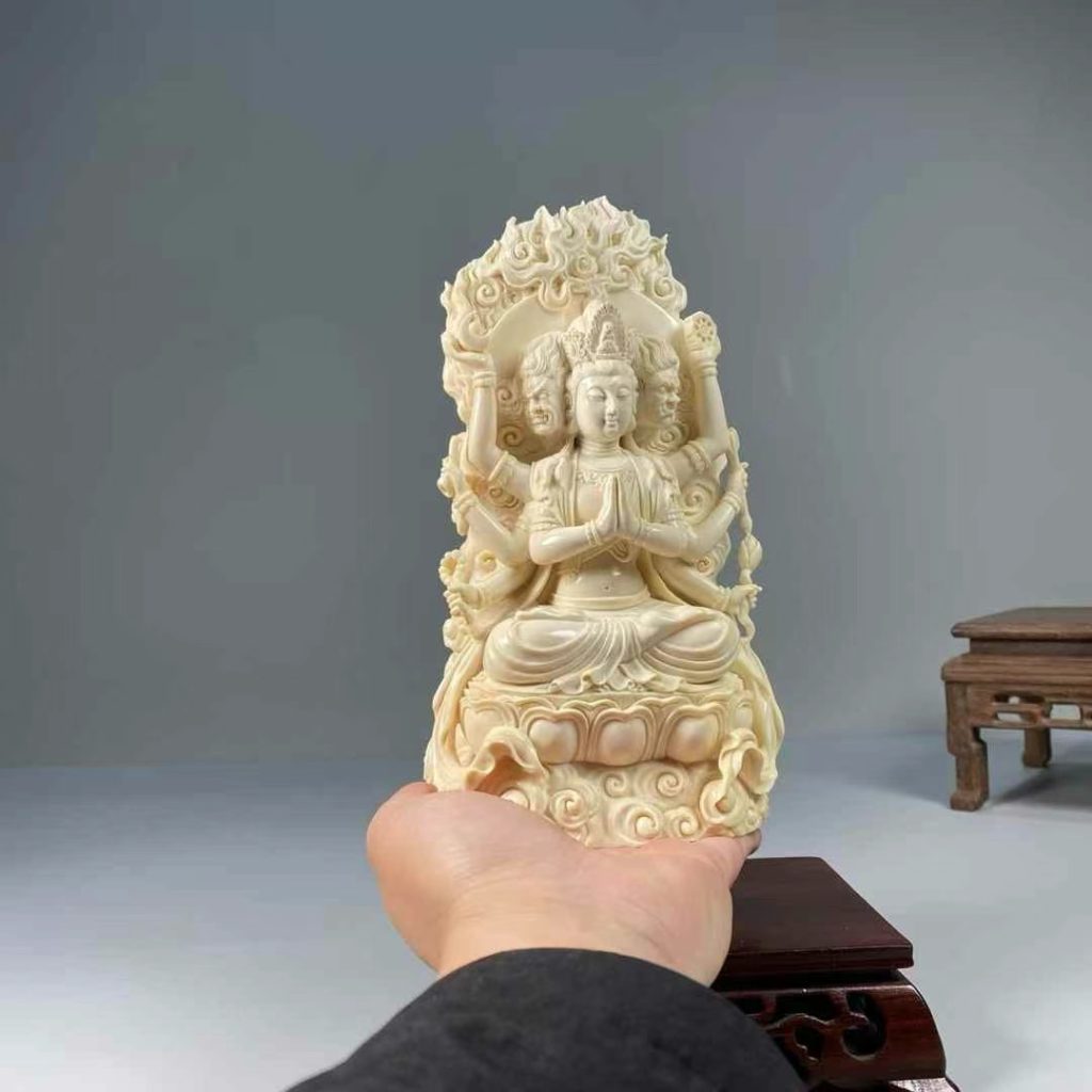 猛犸象牙八臂观音摆件|收藏级冰料牙雕,供奉与赏玩皆宜
