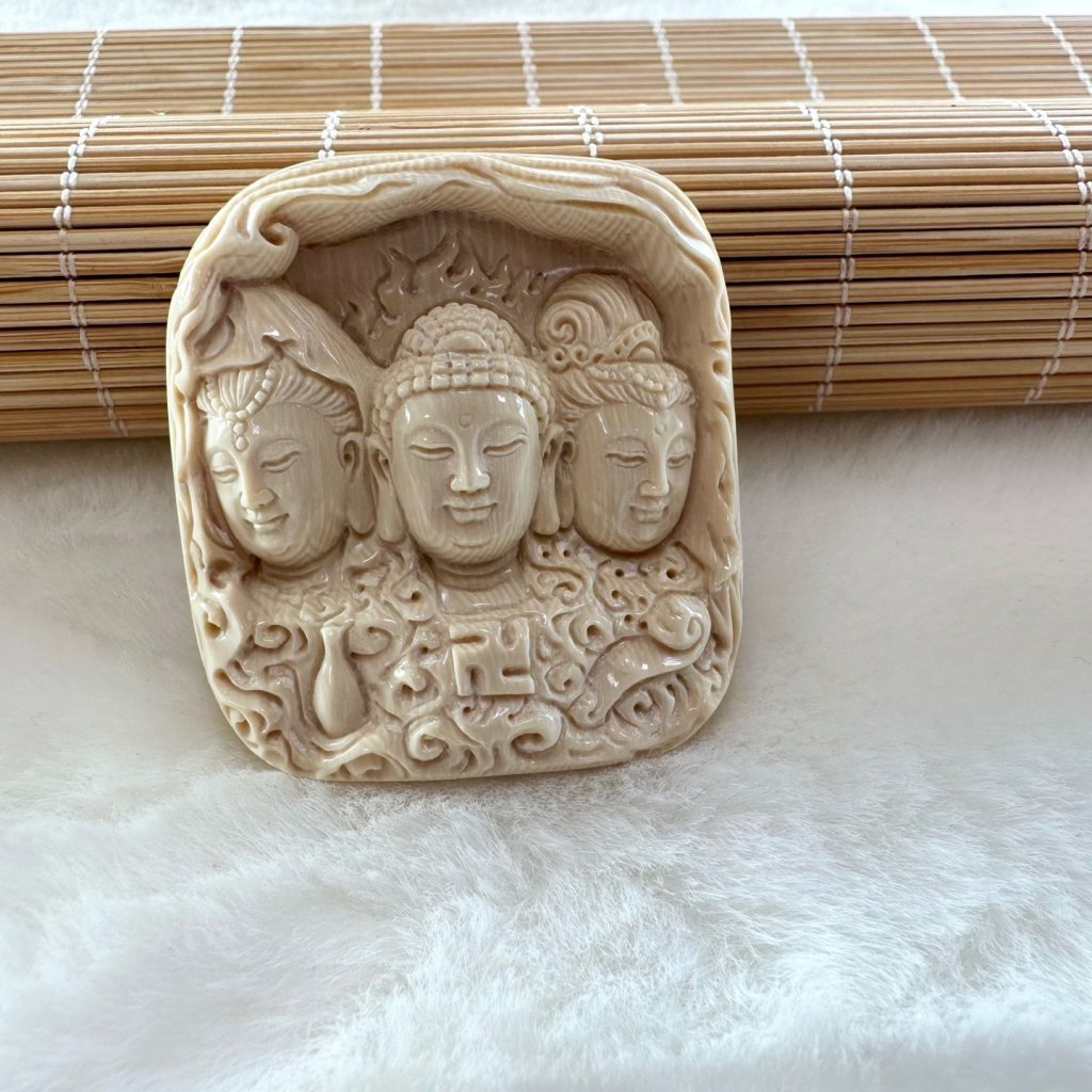 猛犸象牙西方三圣牌子挂件