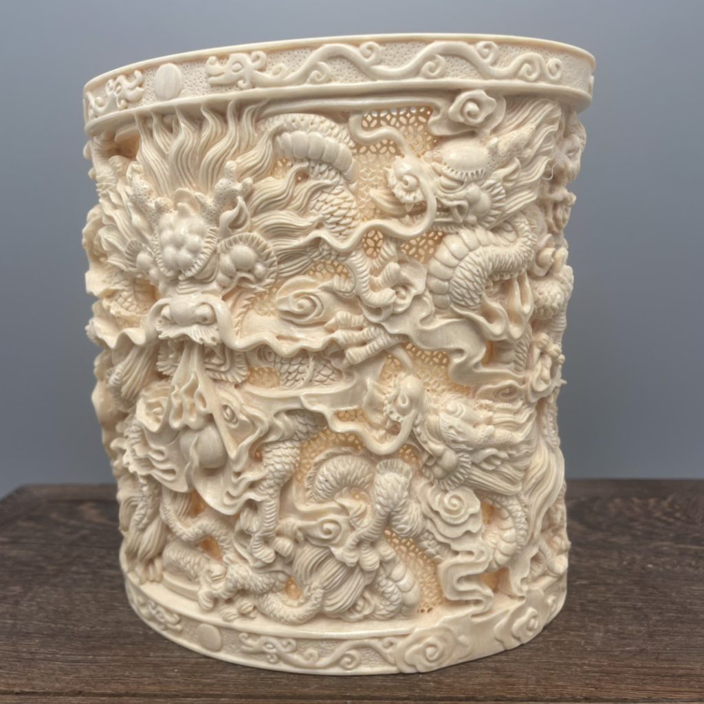 猛犸象牙至尊九龙笔筒｜九龙戏珠纯手工镂空雕刻珍品