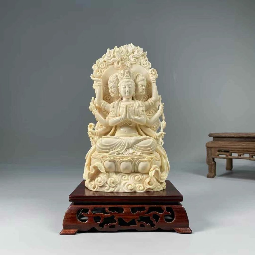 猛犸象牙八臂观音摆件｜收藏级冰料牙雕，供奉与赏玩皆宜